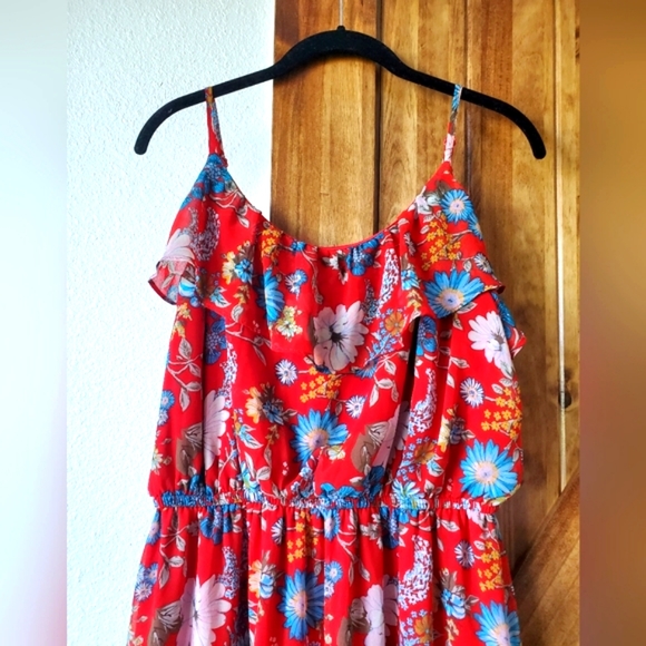 Forever 21 Red Floral Maxi Dress - Picture 2 of 5